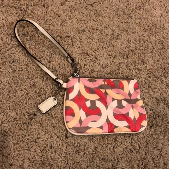 Coach Handbags - Coach wristlet